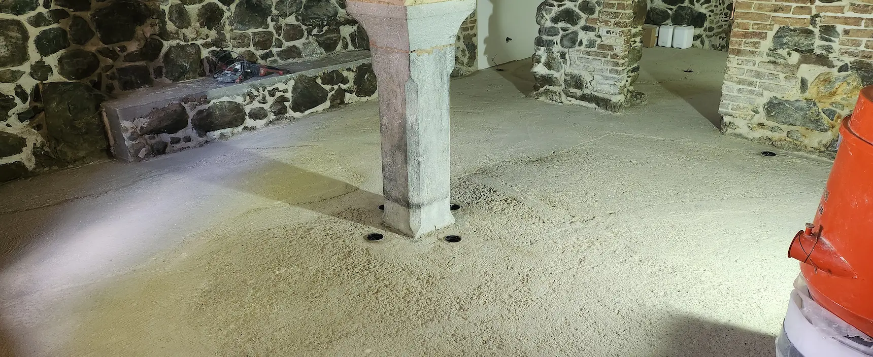 ST THEOFFREY KMTD 1. couleur silex